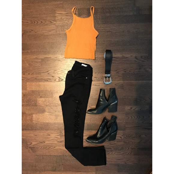 FRAME distressed jeans for sale!! - Picture 2 of 7